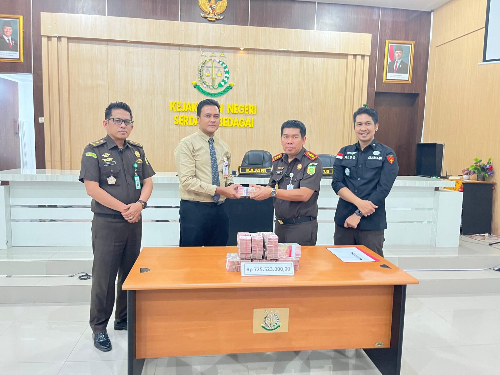 Kejari Sergai eksekusi Uang Pengganti Rp725 Juta Tindak pidana Korupsi, Serahkan ke Bank Sumut