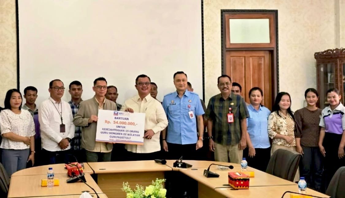 BRI BO Gunungsitoli Salurkan Bantuan Kesejahteraan kepada Guru Honorer di Kota Gunungsitoli